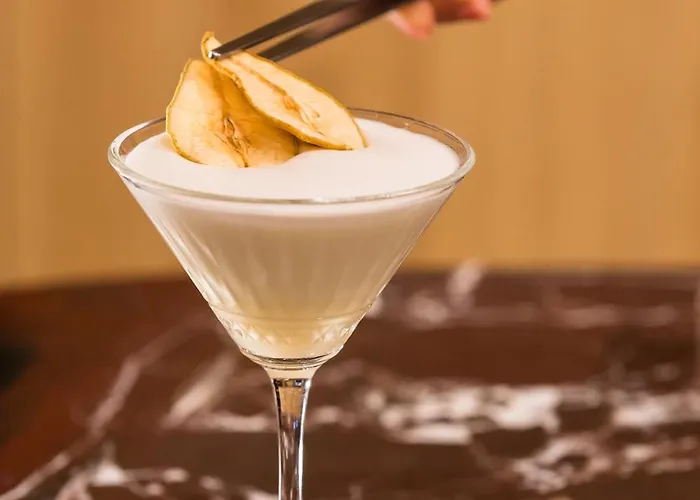 מלון Mercure Cantemir 4*