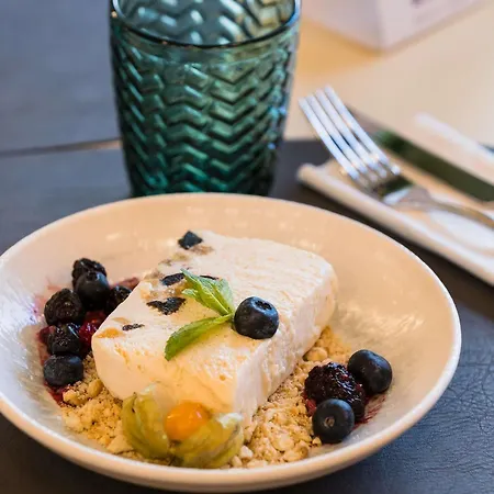 Ξενοδοχείο Mercure Cantemir 4*