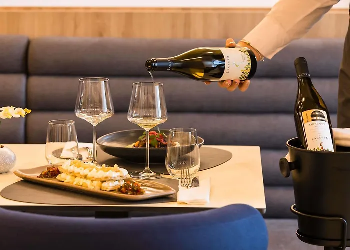 Mercure Cantemir 酒店 4*